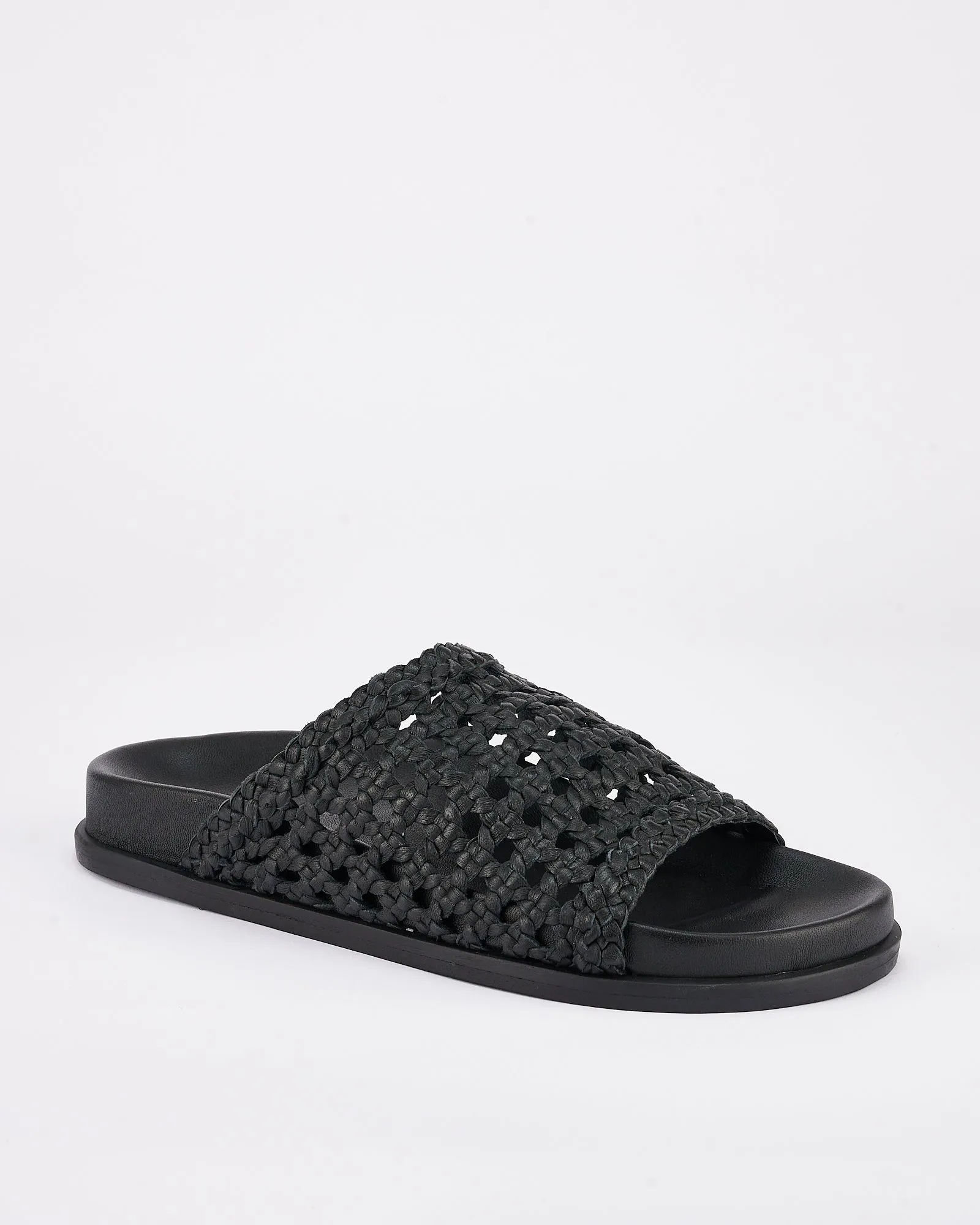 Black Macra Footbed with Comfortable Design